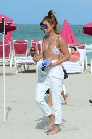 Hailey Bieber OnlyFans Leaked Free Thumbnail Picture - #LnpJ4fB2re