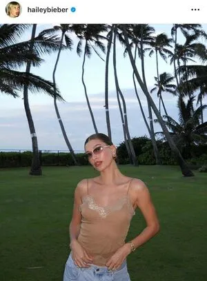 Hailey Bieber OnlyFans Leaked Free Thumbnail Picture - #Ok5tZsGq2D