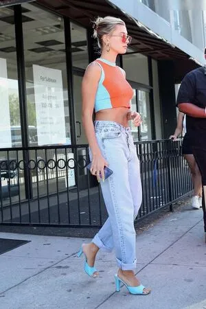 Hailey Bieber OnlyFans Leaked Free Thumbnail Picture - #TbfdyODG55