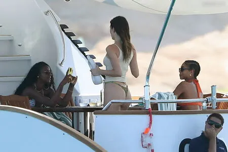 Hailey Bieber OnlyFans Leaked Free Thumbnail Picture - #UzQLVn5Vur