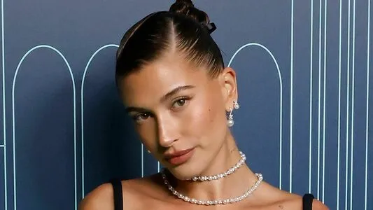 Hailey Bieber OnlyFans Leaked Free Thumbnail Picture - #XOWEZSuHtL