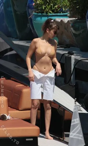 Hailey Bieber OnlyFans Leaked Free Thumbnail Picture - #YmExezoKjE