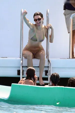 Hailey Bieber OnlyFans Leaked Free Thumbnail Picture - #bcwHBucSpu