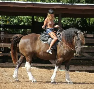 Hailey Bieber OnlyFans Leaked Free Thumbnail Picture - #cvx7gf52B0