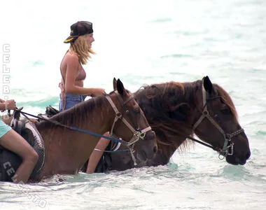 Hailey Bieber OnlyFans Leaked Free Thumbnail Picture - #hwBkO5SWUp