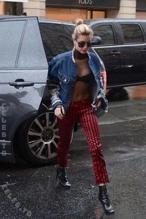 Hailey Bieber OnlyFans Leaked Free Thumbnail Picture - #jAUCfXliOR