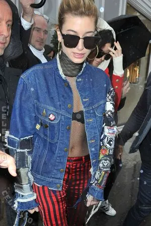 Hailey Bieber OnlyFans Leaked Free Thumbnail Picture - #nDw0xARndS