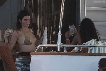 Hailey Bieber OnlyFans Leaked Free Thumbnail Picture - #p5NzXlGZhB