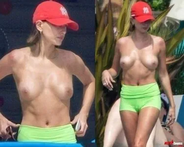 Hailey Bieber OnlyFans Leaked Free Thumbnail Picture - #wQFDqMBAEX