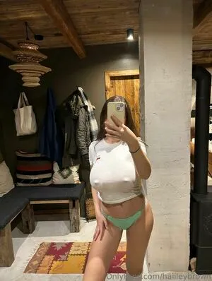 Hailey Broown OnlyFans Leaked Free Thumbnail Picture - #H4cklZwvUg