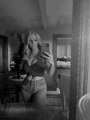 Hailey F OnlyFans Leaked Free Thumbnail Picture - #d5bBSN3szI