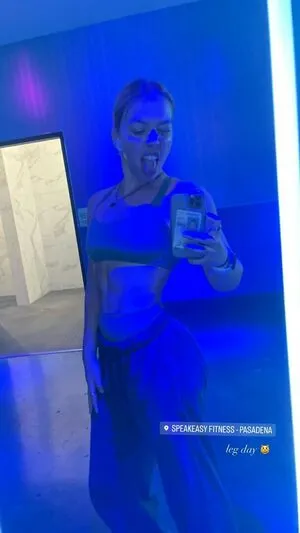 Hailey Fernandes OnlyFans Leaked Free Thumbnail Picture - #eiskT4bv00