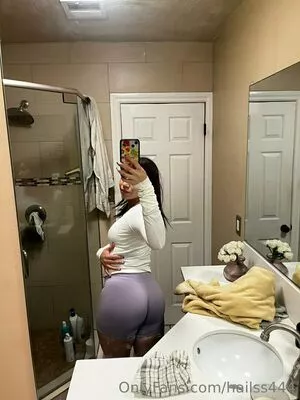 Hailey Gutierrez OnlyFans Leaked Free Thumbnail Picture - #arC0zzeb8T