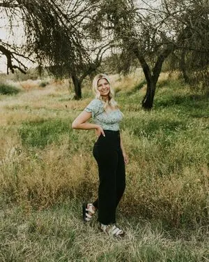 Hailey Johnson OnlyFans Leaked Free Thumbnail Picture - #iHeefoem4W