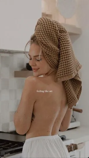 Hailey Malles OnlyFans Leaked Free Thumbnail Picture - #0NTtT0C25k