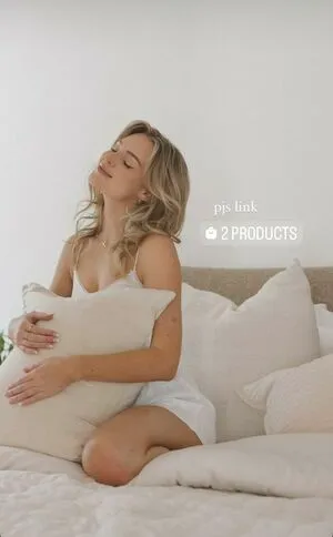 Hailey Malles OnlyFans Leaked Free Thumbnail Picture - #FeR3qAmP1n