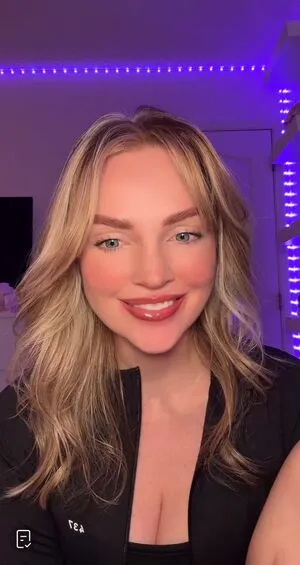 Hailey Malles OnlyFans Leaked Free Thumbnail Picture - #ZbA3XqnXi4