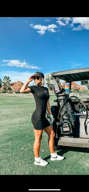 Hailey Ostrom OnlyFans Leaked Free Thumbnail Picture - #e0Tmb1ViGB