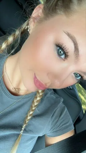 Hailey Sigmond OnlyFans Leaked Free Thumbnail Picture - #5izp7YFrmm