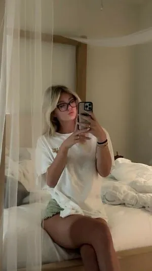 Hailey Sigmond OnlyFans Leaked Free Thumbnail Picture - #ZWUnI1NGXs