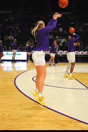 Hailey Van Lith OnlyFans Leaked Free Thumbnail Picture - #hkDcIkQlG9