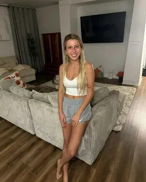 Hailey Welch OnlyFans Leaked Free Thumbnail Picture - #J2rLEsWtA0