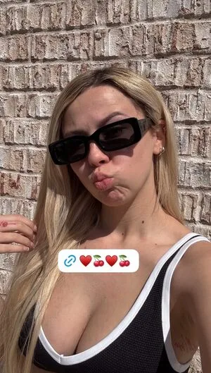 Hailey Welch OnlyFans Leaked Free Thumbnail Picture - #eTD8djs9Q6