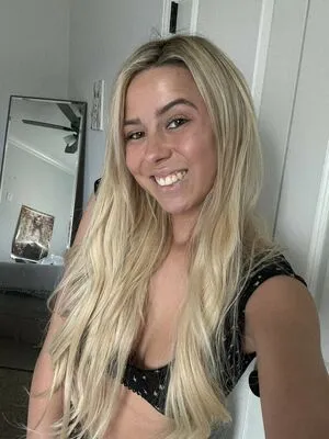 Hailey Welch OnlyFans Leaked Free Thumbnail Picture - #i6b8pYHSh1