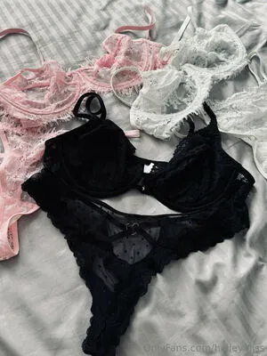 Haileybliss OnlyFans Leaked Free Thumbnail Picture - #4hI0I1zosO