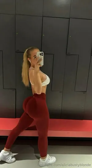 Haileybustyblonde OnlyFans Leaked Free Thumbnail Picture - #euP5WrDeJ1