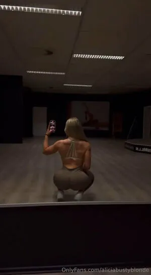 Haileybustyblonde OnlyFans Leaked Free Thumbnail Picture - #jOGDlxlUAe