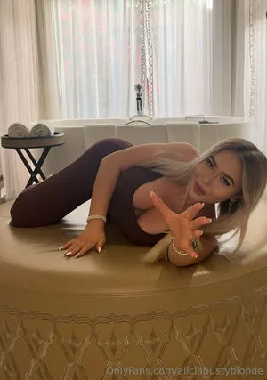 Haileybustyblonde OnlyFans Leaked Free Thumbnail Picture - #tC1MC94BKq