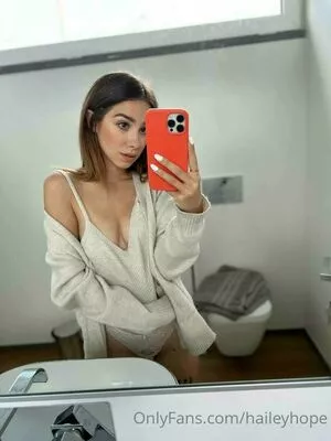 HaileyHope OnlyFans Leaked Free Thumbnail Picture - #O9vB7yJiYU