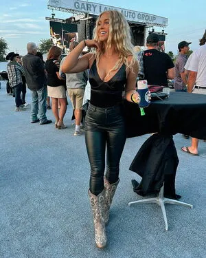 Haileyostrom OnlyFans Leaked Free Thumbnail Picture - #8KBbq2aaTQ