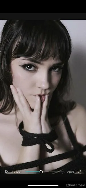 Hailierosie OnlyFans Leaked Free Thumbnail Picture - #LJU2CRXXOV