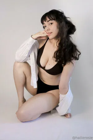 Hailierosie OnlyFans Leaked Free Thumbnail Picture - #N19dqXDih8