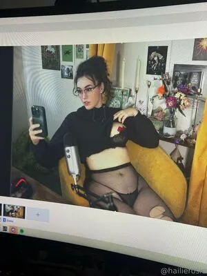 Hailierosie OnlyFans Leaked Free Thumbnail Picture - #wvenIka1HN