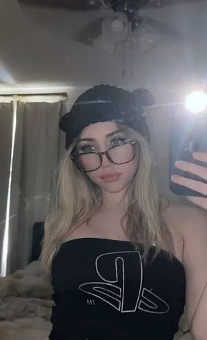 Hailsbee OnlyFans Leaked Free Thumbnail Picture - #aaonD3Lg0n