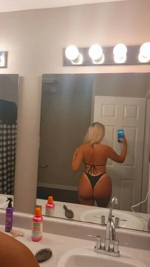 Hailsdanielle OnlyFans Leaked Free Thumbnail Picture - #Qnq4JE6G4Q