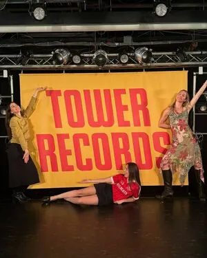 Haim Sisters OnlyFans Leaked Free Thumbnail Picture - #gk55EHRPmM