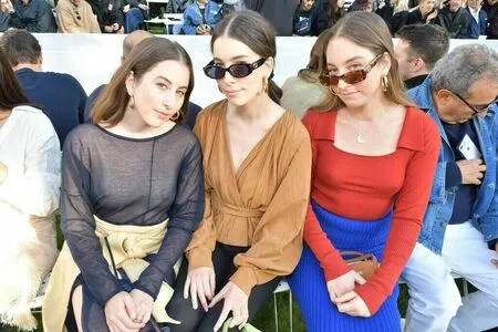 Haim Sisters OnlyFans Leaked Free Thumbnail Picture - #r3AMx4oeDj