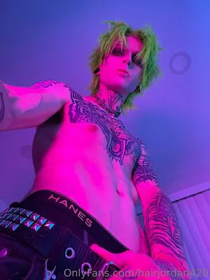 Hairjordan420 OnlyFans Leaked Free Thumbnail Picture - #2Qp2c0Jn4K
