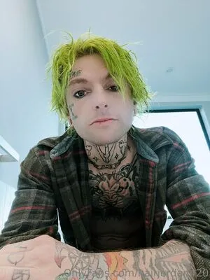 Hairjordan420 OnlyFans Leaked Free Thumbnail Picture - #9lXZJ23rua