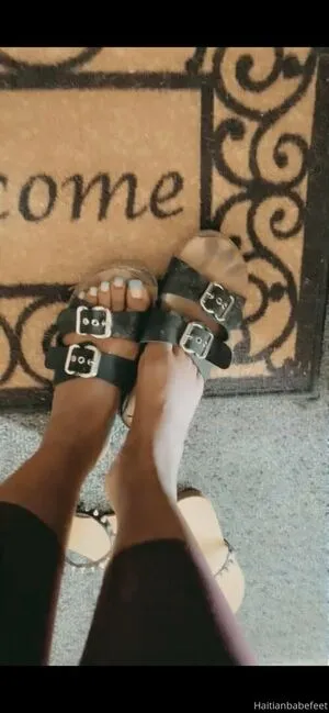Haitian Babefeet OnlyFans Leaked Free Thumbnail Picture - #WAVbveA6a7
