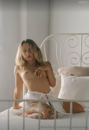 Hakunamavie OnlyFans Leaked Free Thumbnail Picture - #ptCe9f3WBn