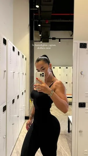 Hale Cabbar OnlyFans Leaked Free Thumbnail Picture - #qse8TvTmkj