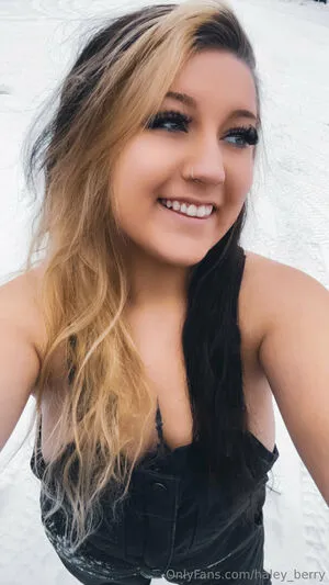 Haley Berry OnlyFans Leaked Free Thumbnail Picture - #4d4z0UTZgy