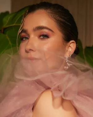 Haley Lu Richardson OnlyFans Leaked Free Thumbnail Picture - #AdAoWrmsB0