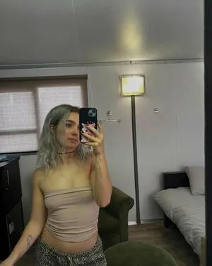 Haley Lu Richardson OnlyFans Leaked Free Thumbnail Picture - #DtBDSIKazV