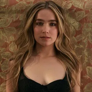 Haley Lu Richardson OnlyFans Leaked Free Thumbnail Picture - #E6UyOf5FFA
